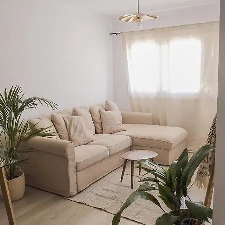 Apartment La Petite-home Near Airport-wifi-garage-elevator-homely Sardina